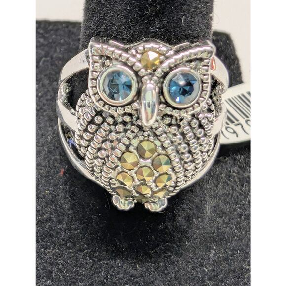 Owl Statement Ring NWT Silver Tone Blue Eyes Marcasite Style Size 8 - Picture 3 of 6